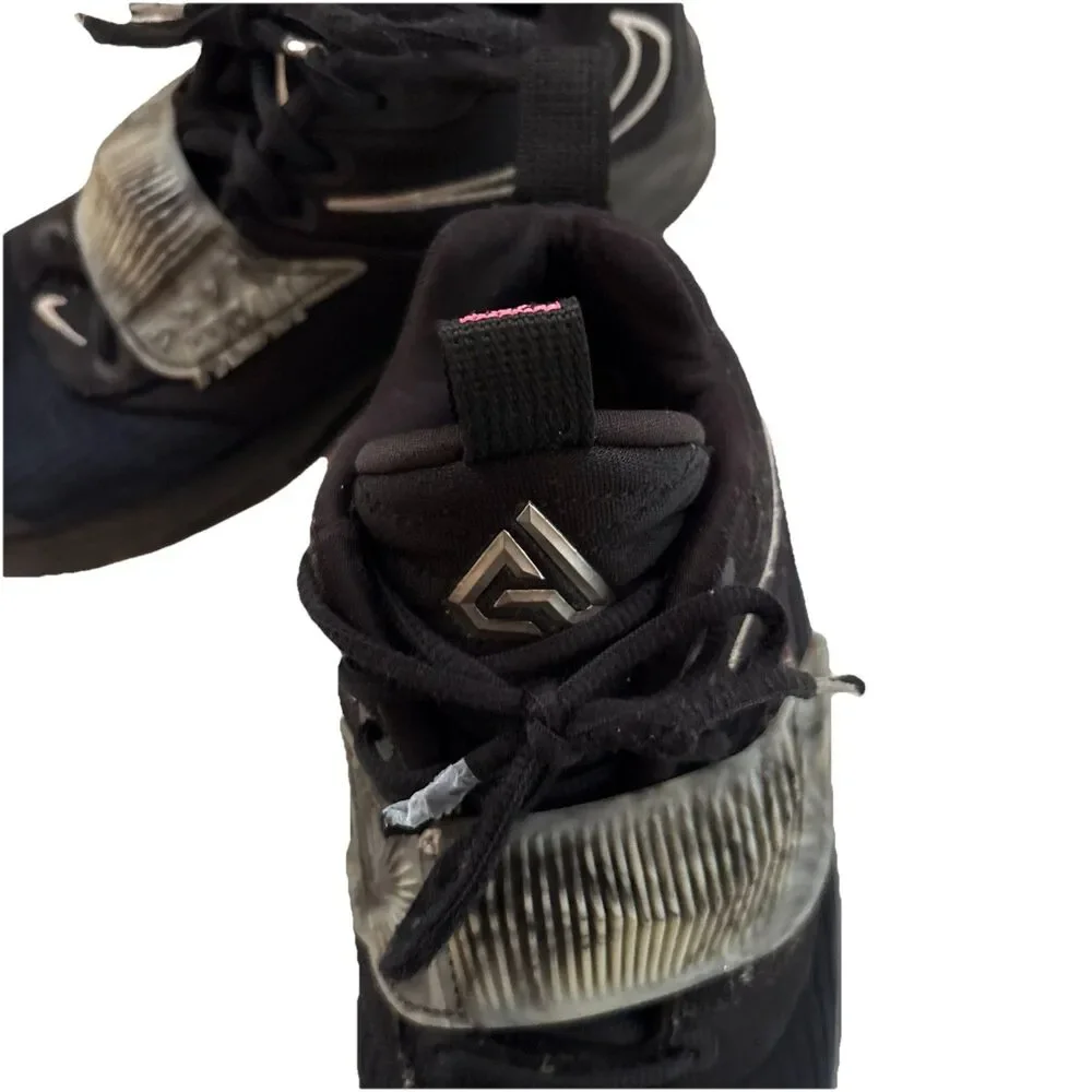Nike Zoom Freak 3 Boys Black & Marble Size 4Y Athletic Sneakers Shoes no Box